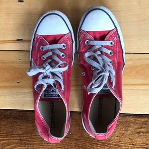 Red Converse All Stars Women’s 8.5